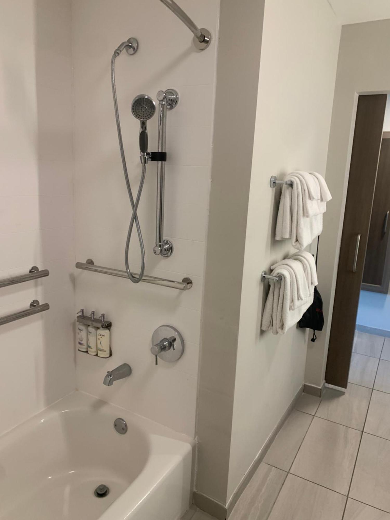 Holiday Inn Express Jesup By Ihg Bagian luar foto